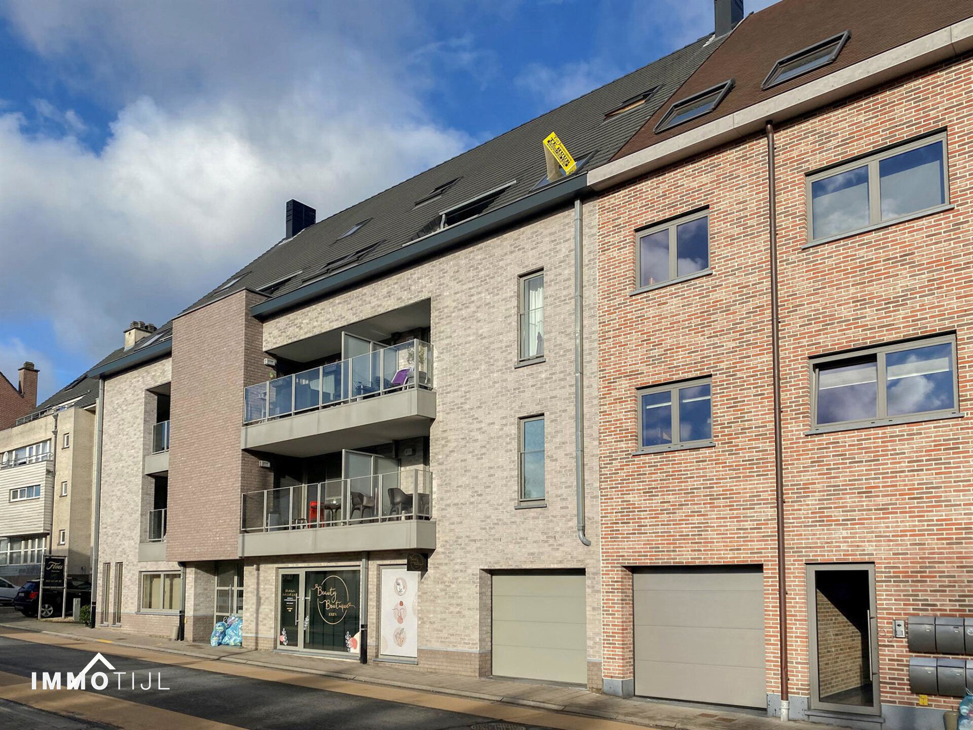 Binnenstaanplaats te huur in Denderleeuw