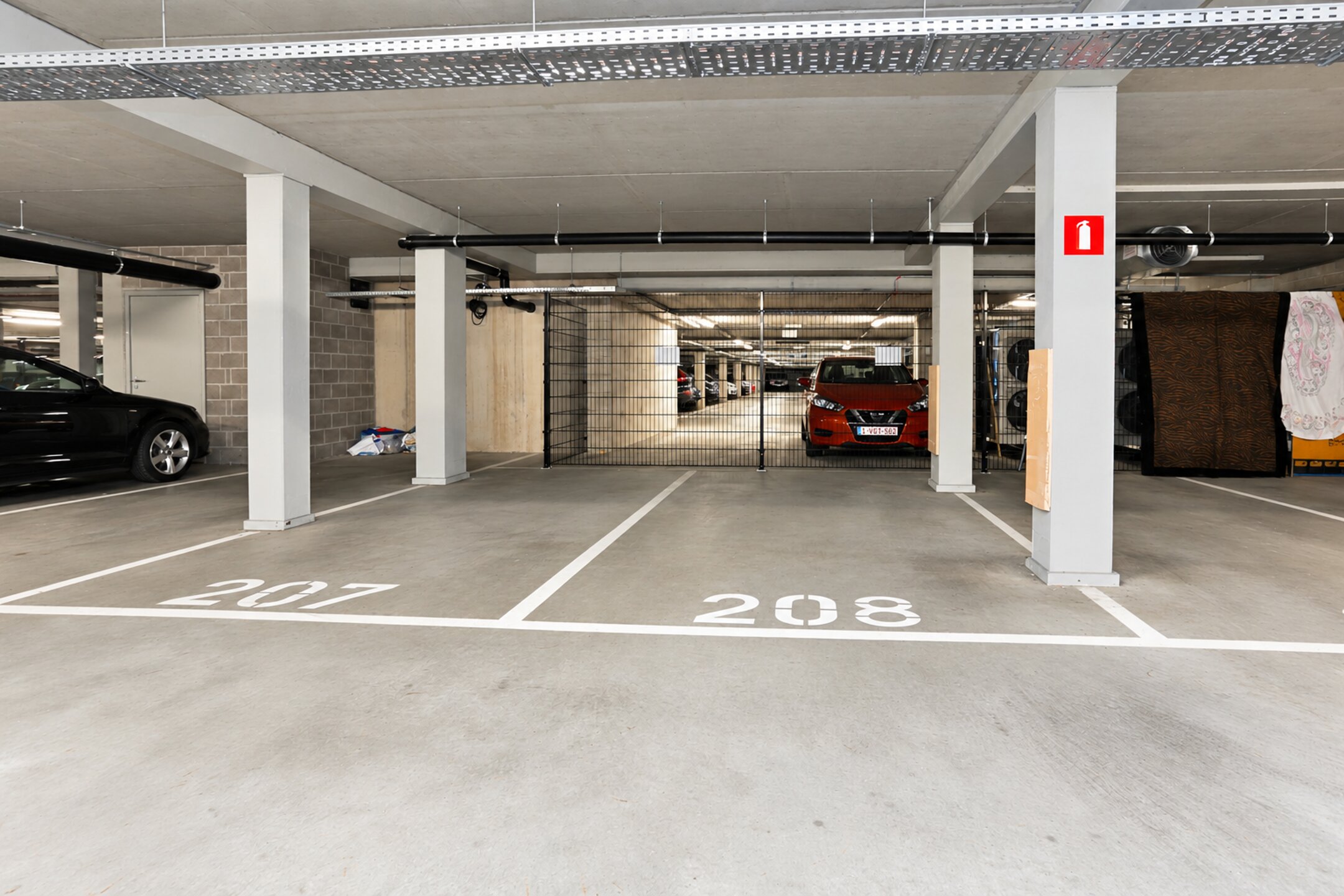 Binnenstaanplaats te koop in Dendermonde
