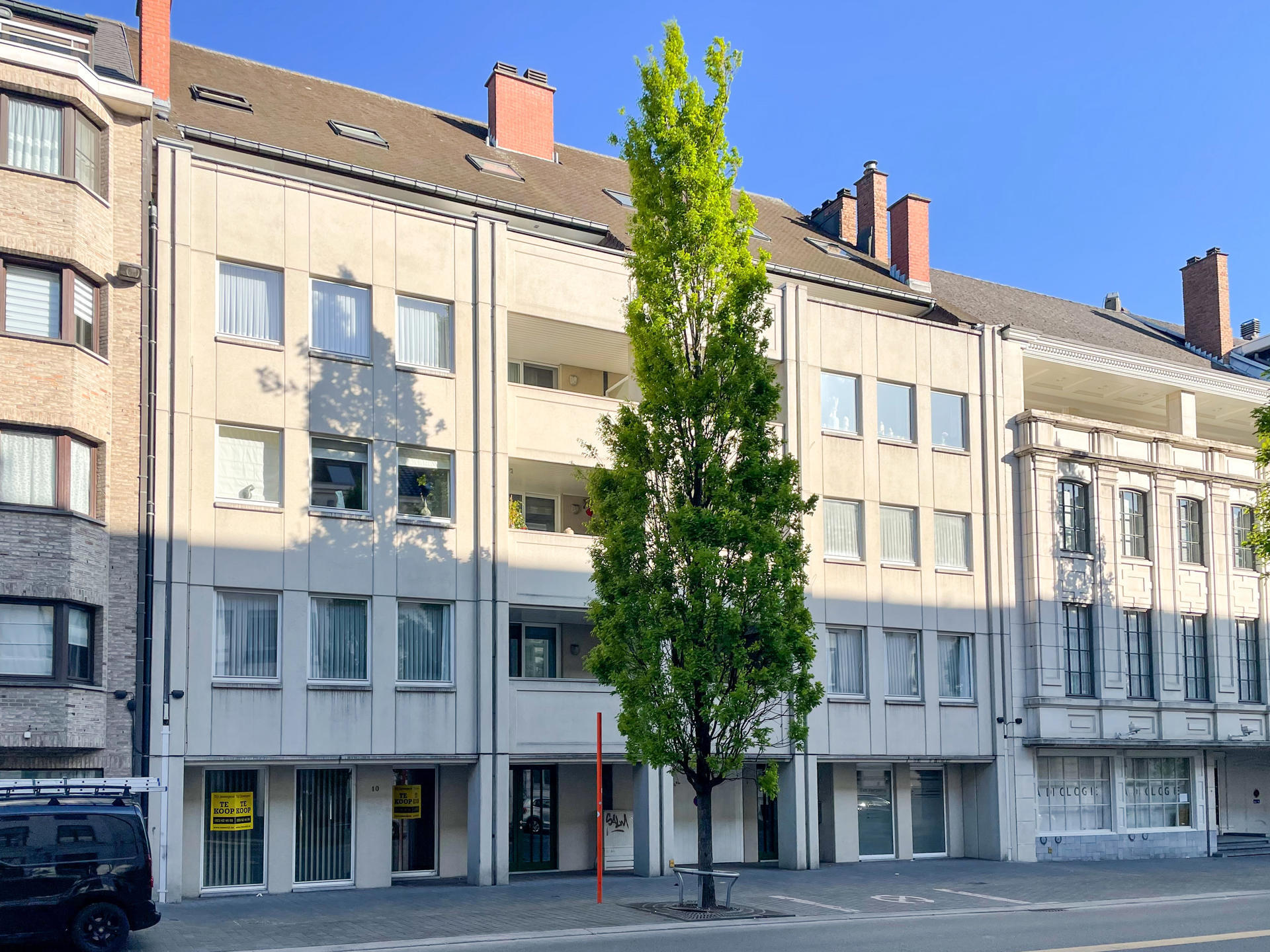 Commercieel gelijkvloers te huur in Aalst