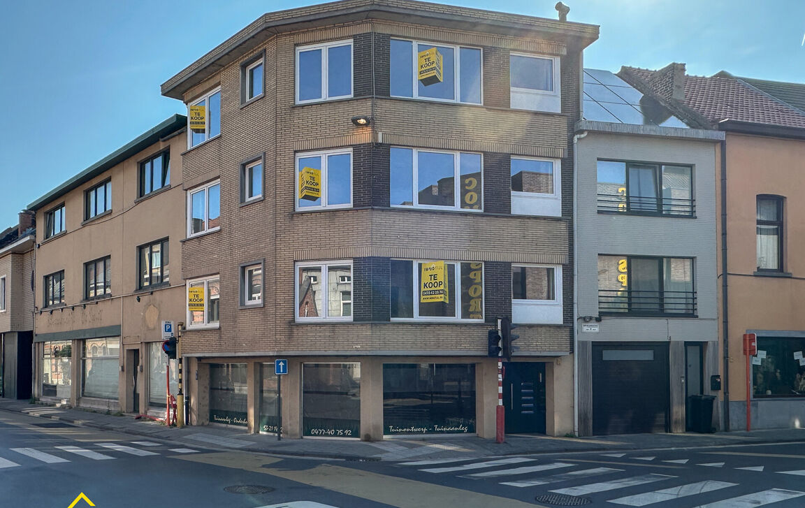 Appartementsgebouw te koop in Aalst