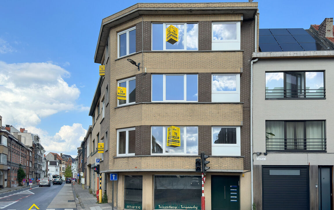 Appartementsgebouw te koop in Aalst