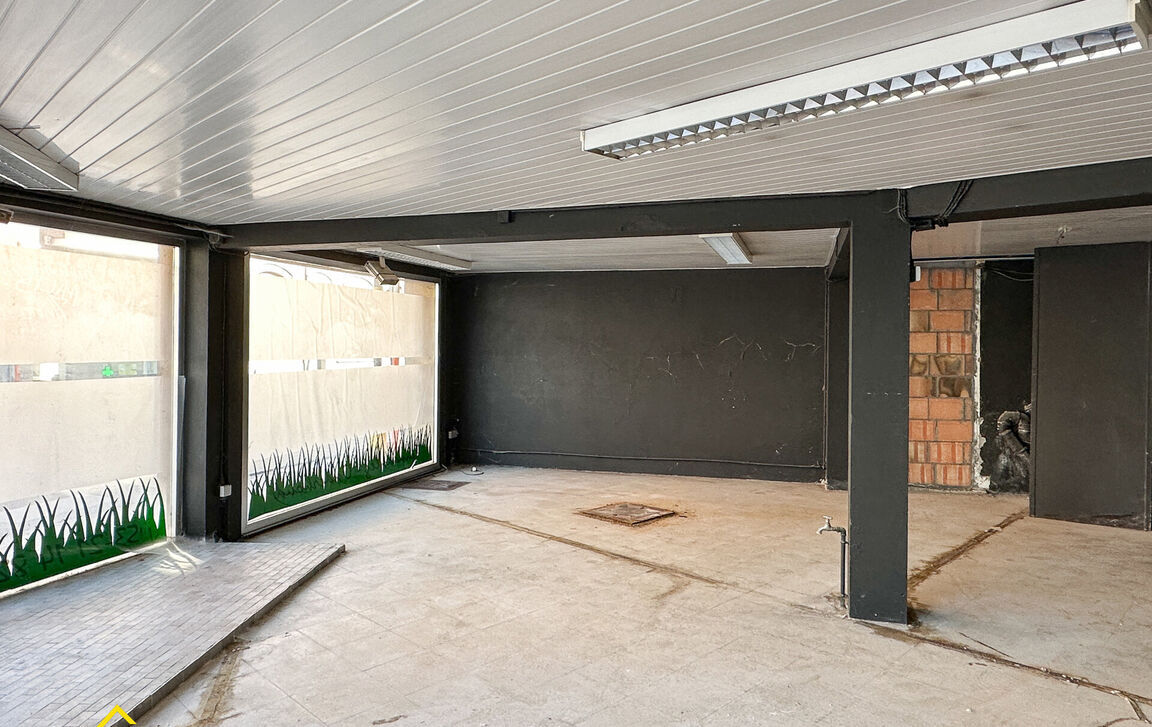 Appartementsgebouw te koop in Aalst