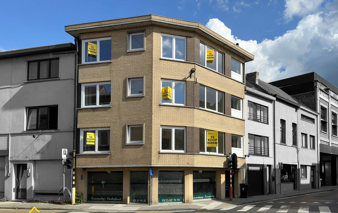 Appartementsgebouw te koop in Aalst