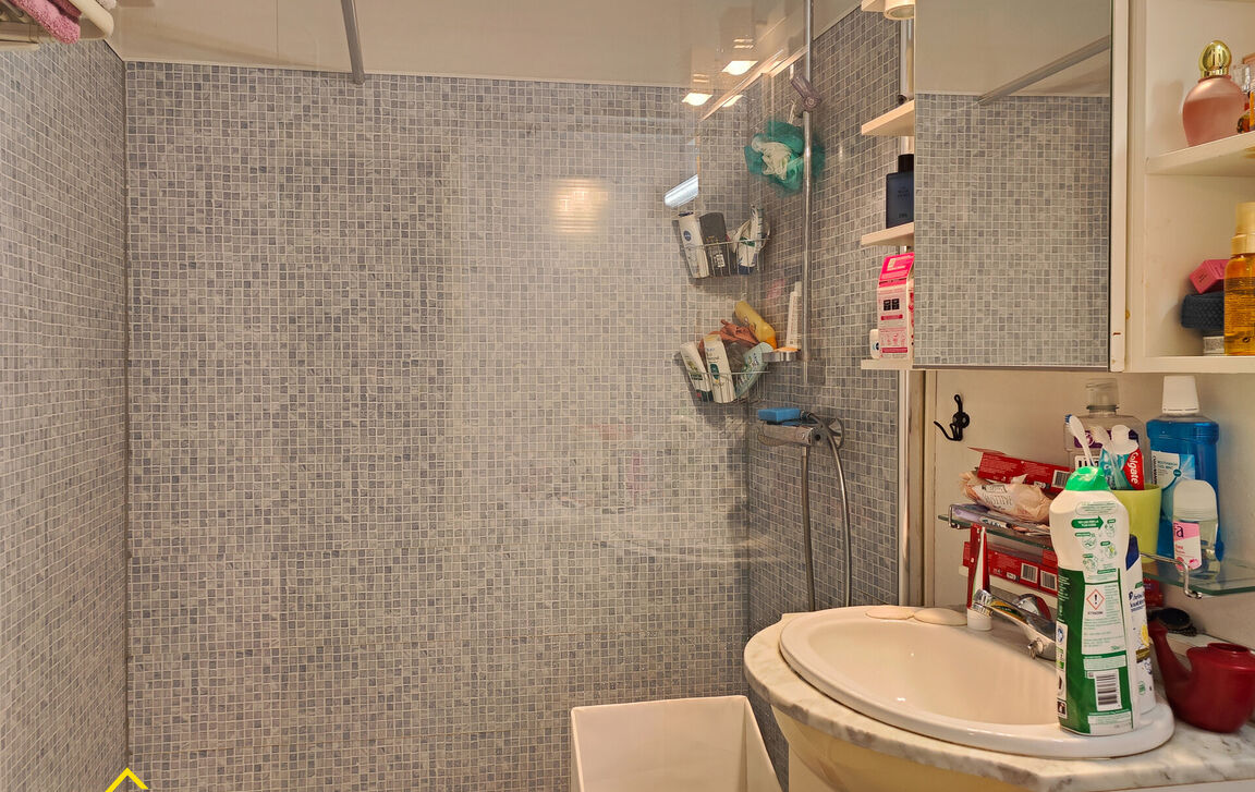 Appartementsgebouw te koop in Aalst