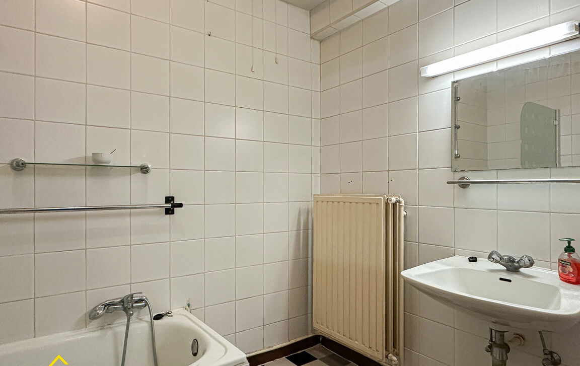 Appartementsgebouw te koop in Aalst