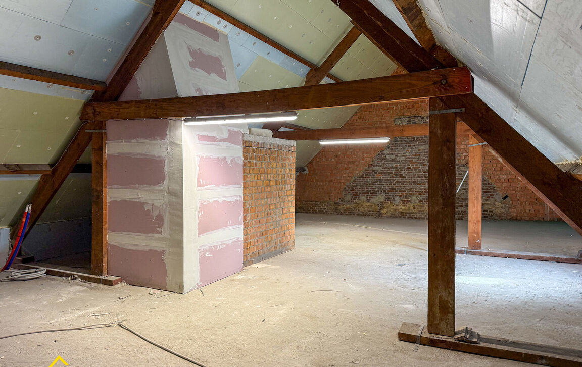 Appartementsgebouw te koop in Aalst