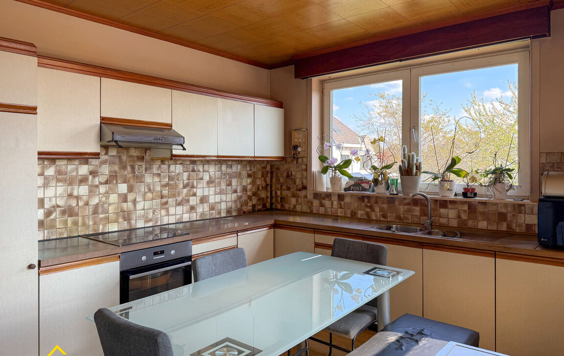 Appartementsgebouw te koop in Aalst