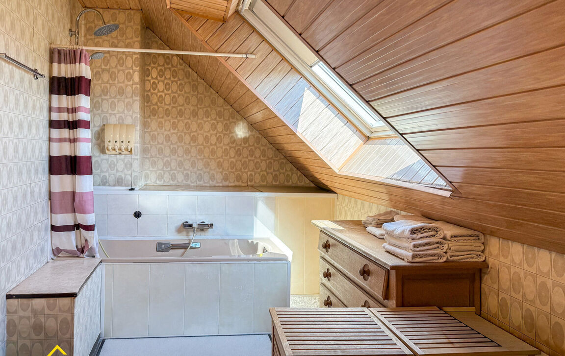 Appartementsgebouw te koop in Aalst