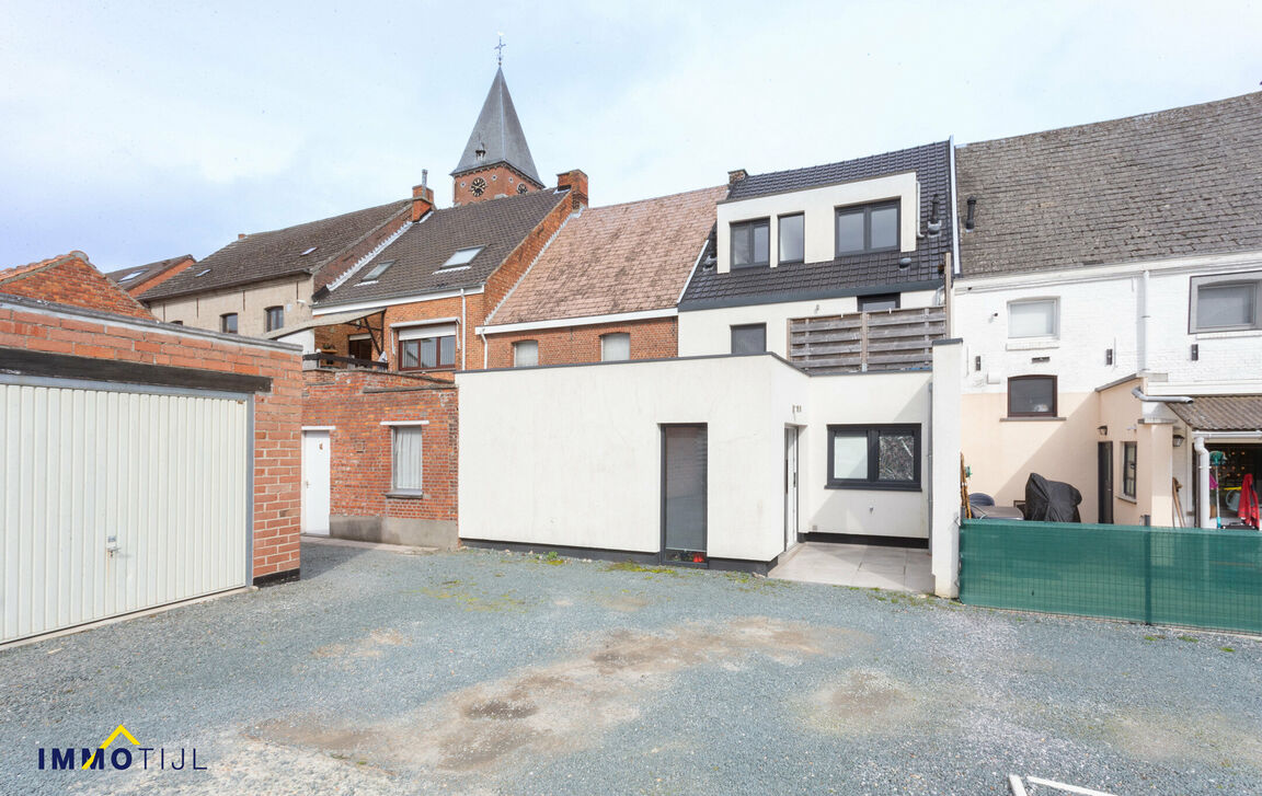 Appartementsgebouw te koop in Buggenhout