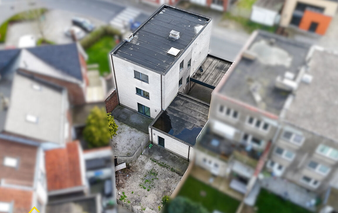 Appartementsgebouw te koop in Denderleeuw