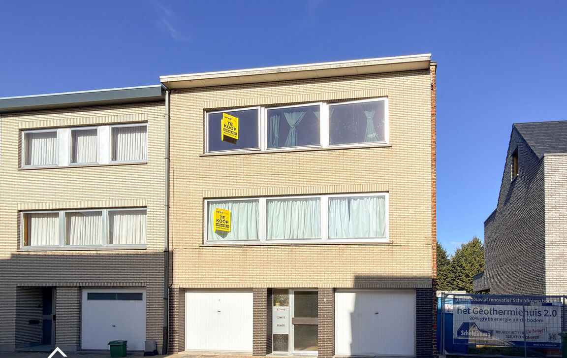Appartementsgebouw te koop in Denderleeuw