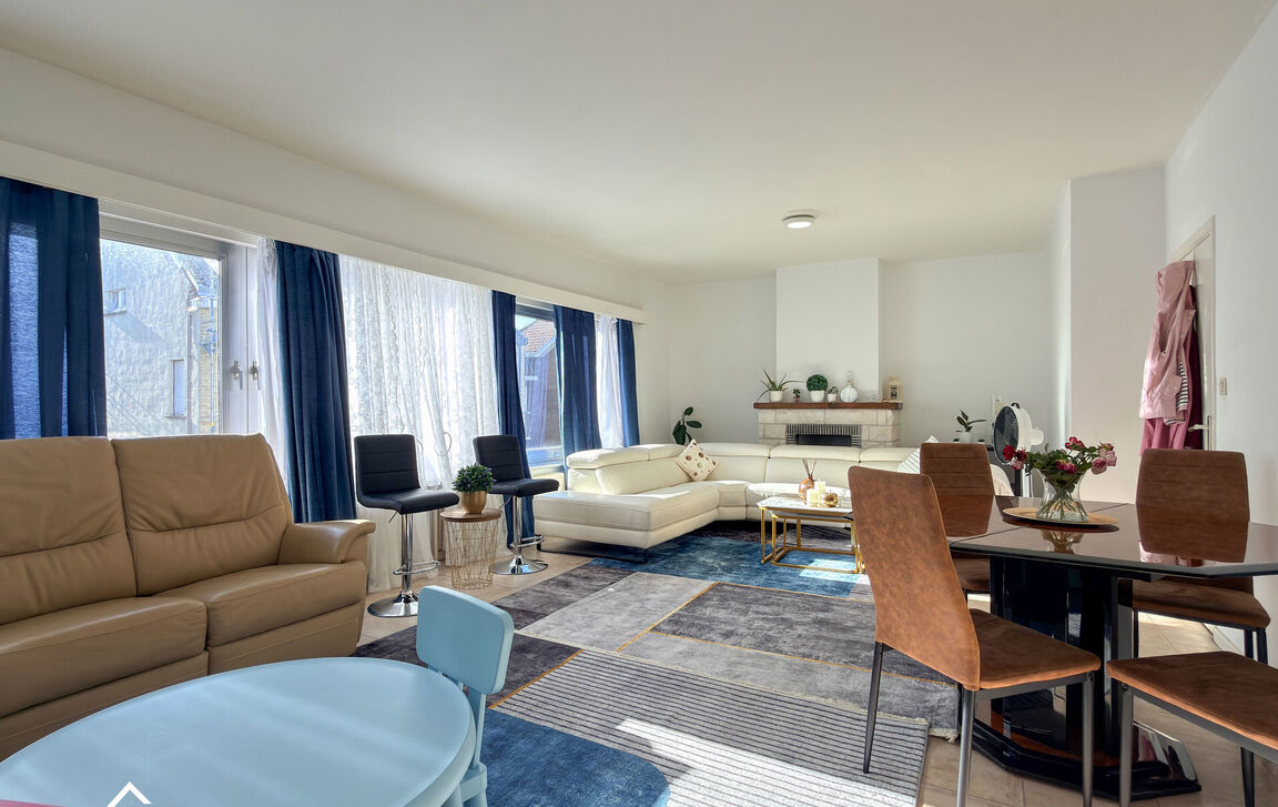 Appartementsgebouw te koop in Denderleeuw