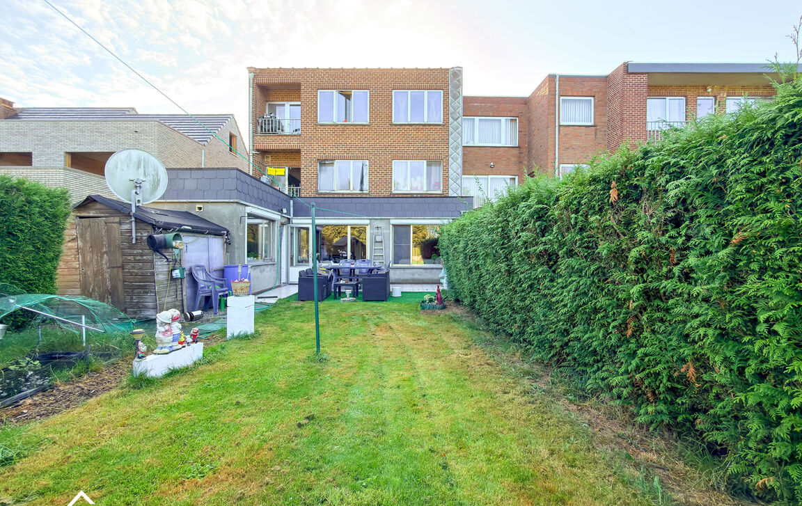 Appartementsgebouw te koop in Denderleeuw