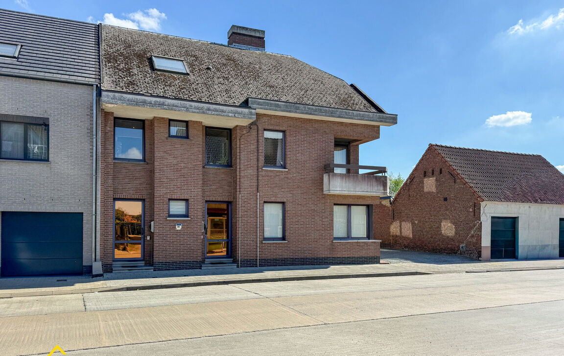 Appartementsgebouw te koop in Hofstade