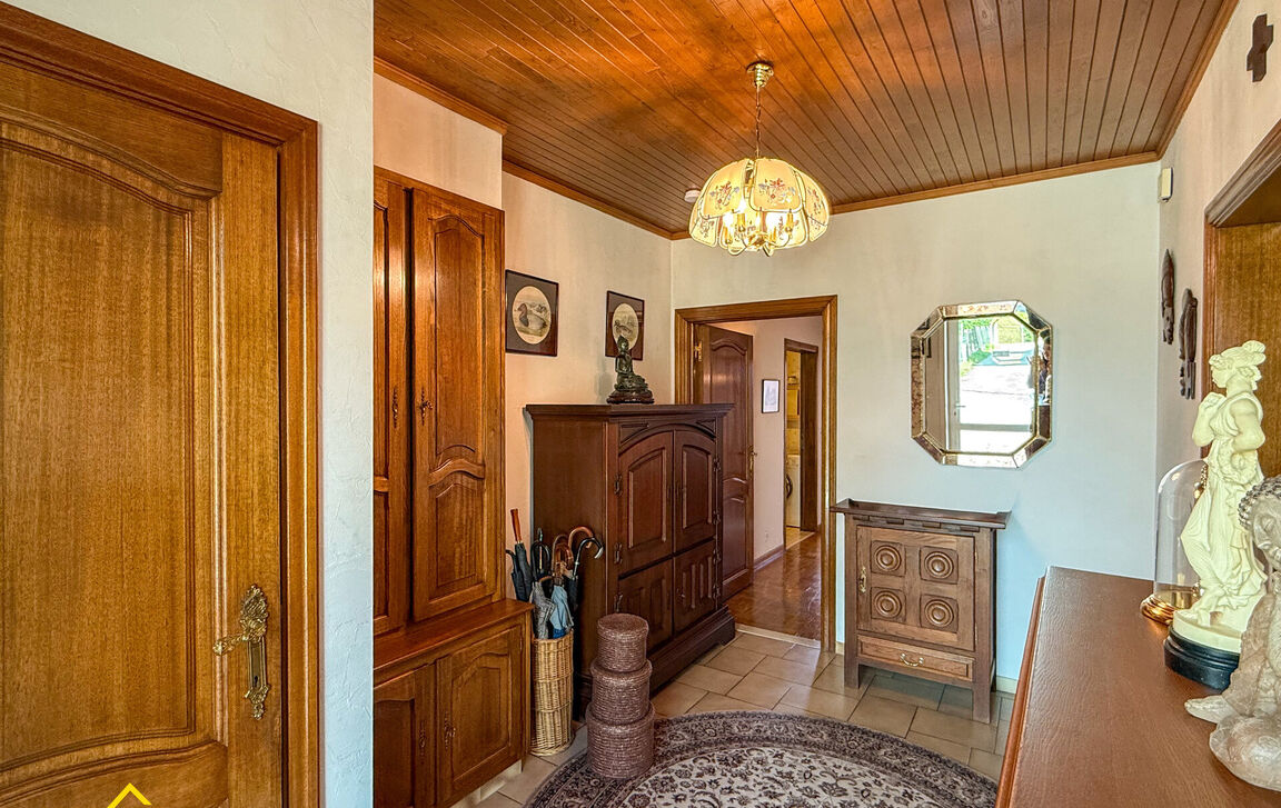 Appartementsgebouw te koop in Hofstade