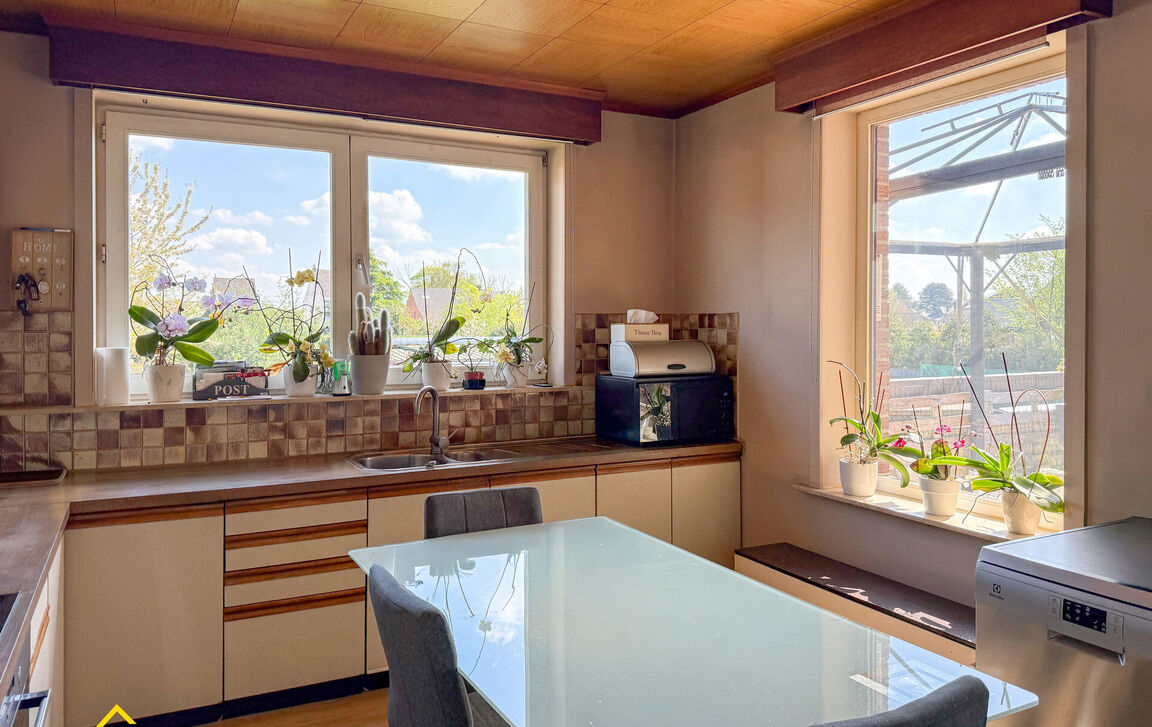 Appartementsgebouw te koop in Hofstade