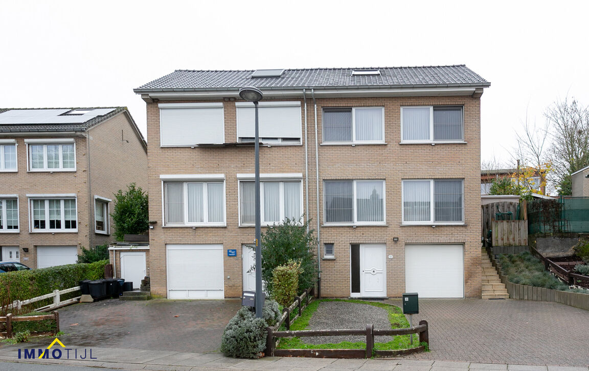 Bel-etage te koop in Asse