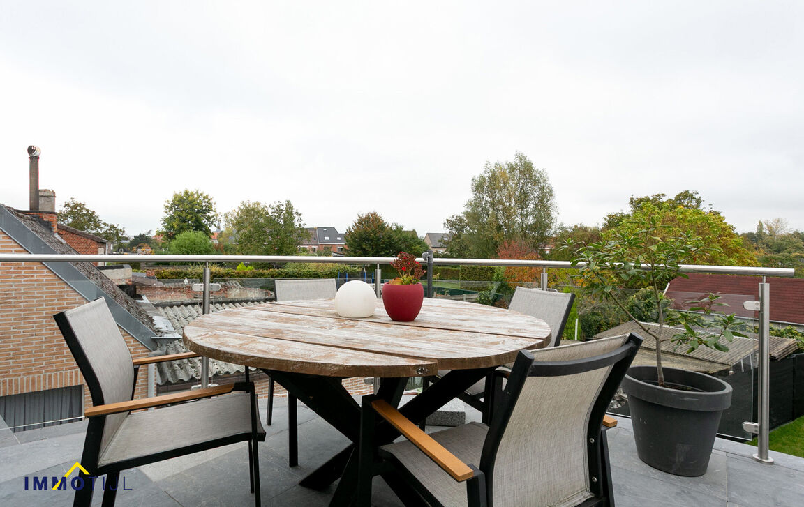 Bel-etage te koop in Lebbeke