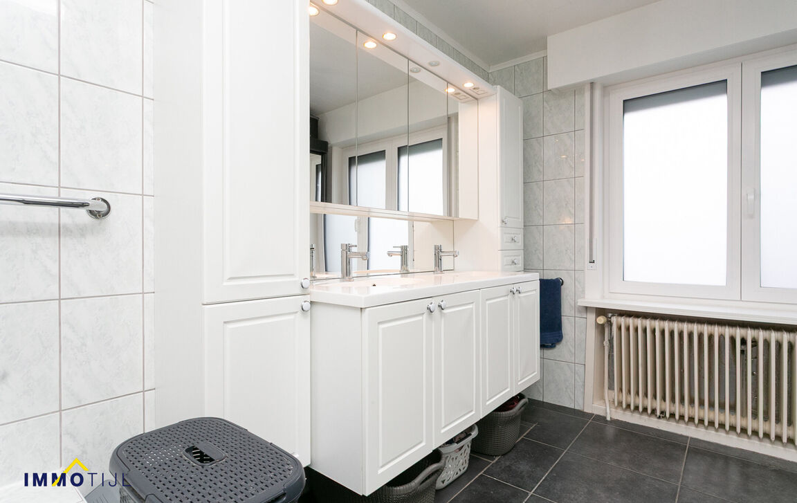 Bel-etage te koop in Lebbeke