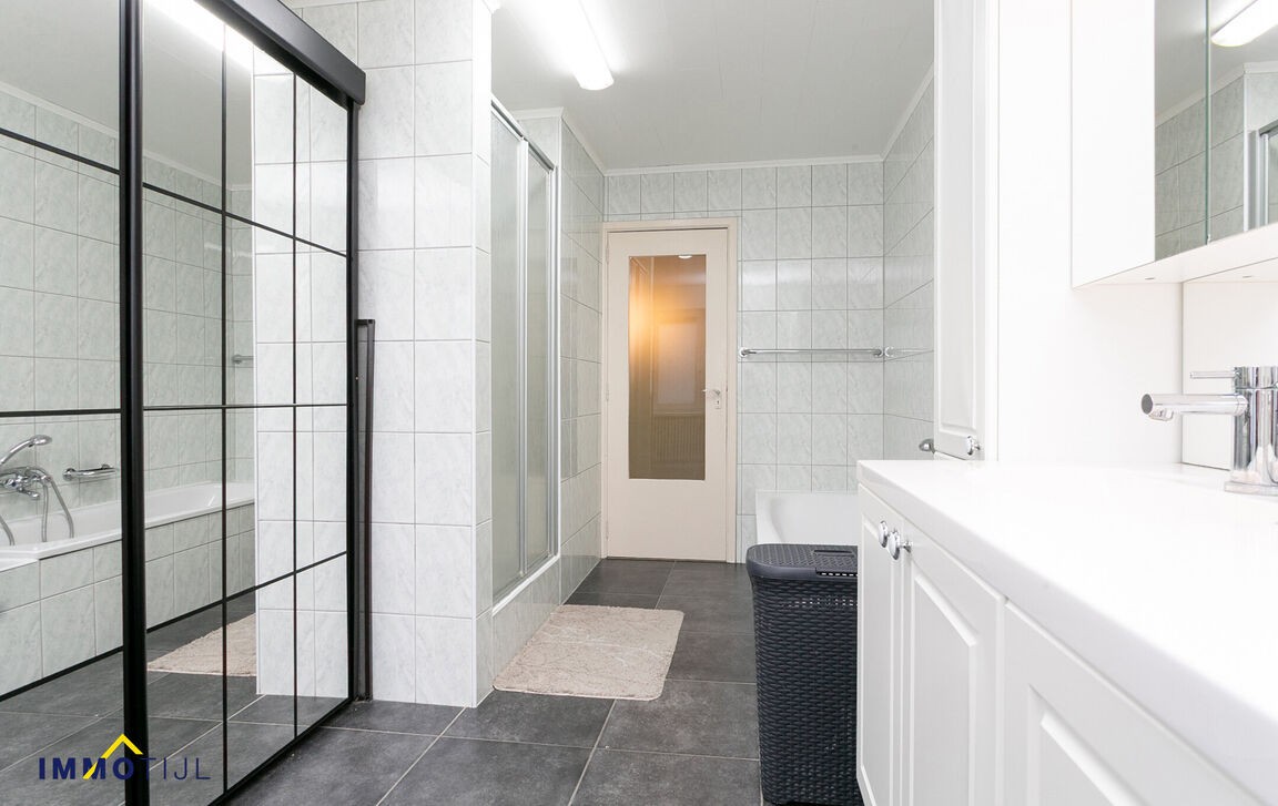 Bel-etage te koop in Lebbeke