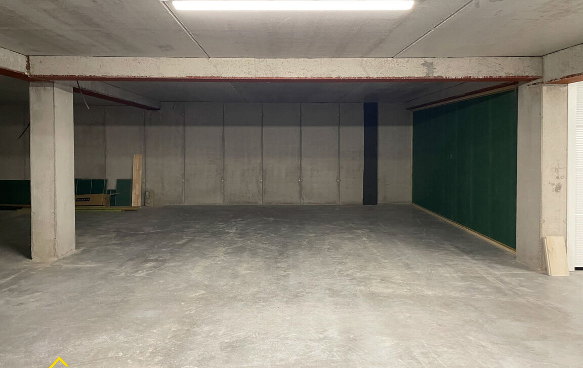 Binnenstaanplaats te huur in Aalst