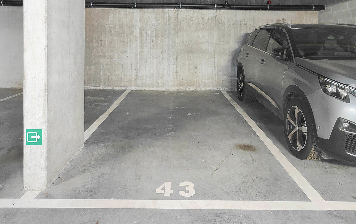 Binnenstaanplaats te huur in Denderleeuw