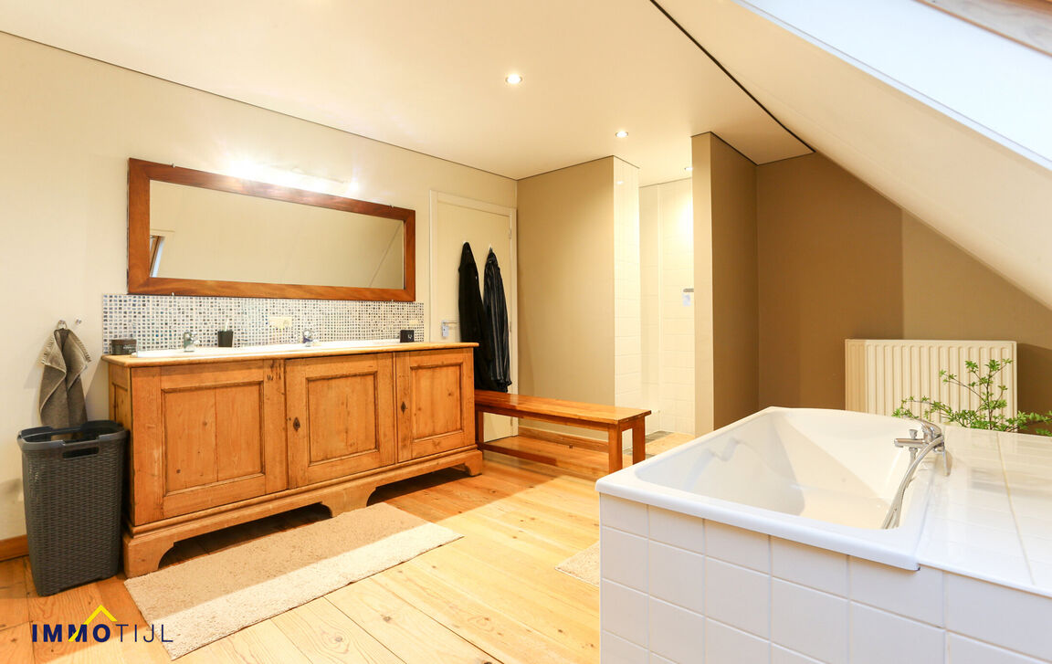 Buitengewoon huis te koop in Opwijk
