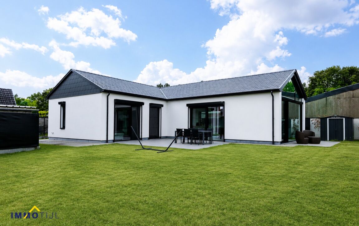 Bungalow te koop in Baasrode