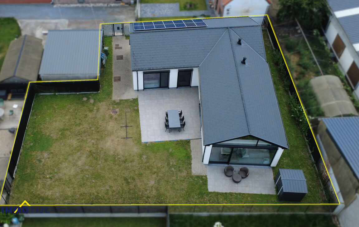 Bungalow te koop in Baasrode