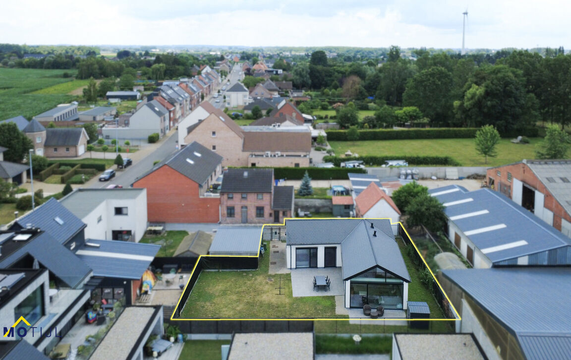 Bungalow te koop in Baasrode