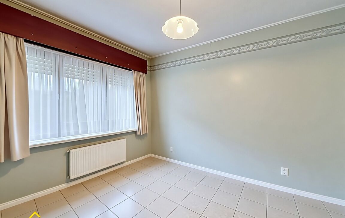 Bungalow te koop in Erembodegem