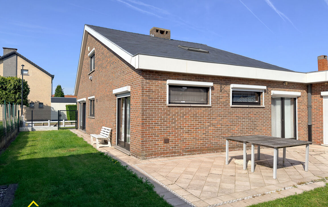 Bungalow te koop in Erembodegem