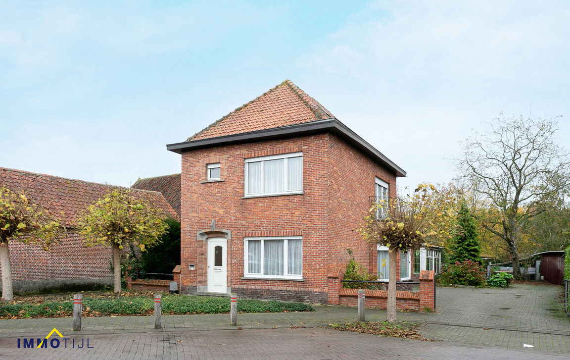 Charmant huis te koop in Zele