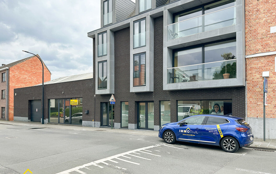 Commercieel gelijkvloers te huur in Aalst