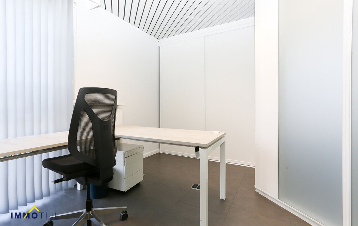 Commercieel gelijkvloers te huur in Lebbeke