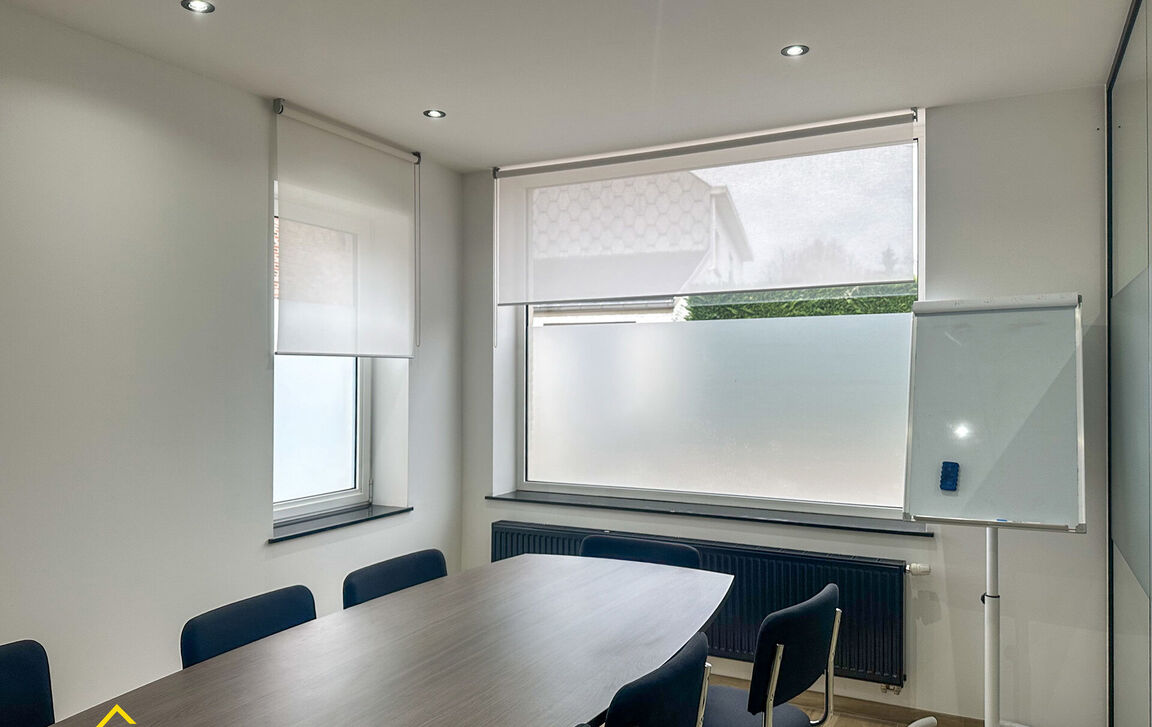 Commercieel gelijkvloers te huur in Ternat