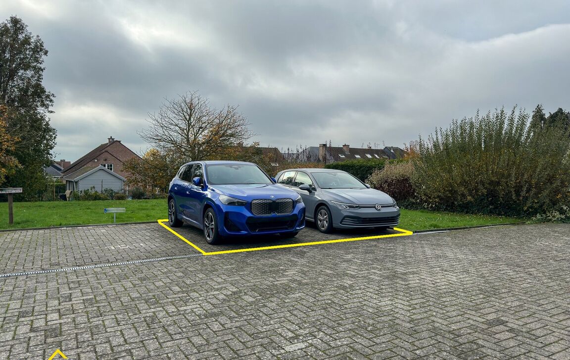 Commercieel gelijkvloers te koop in Ninove