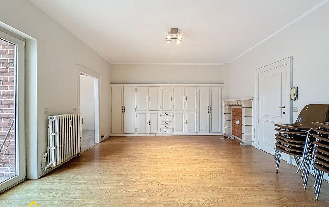 Commerciële building te koop in Limal