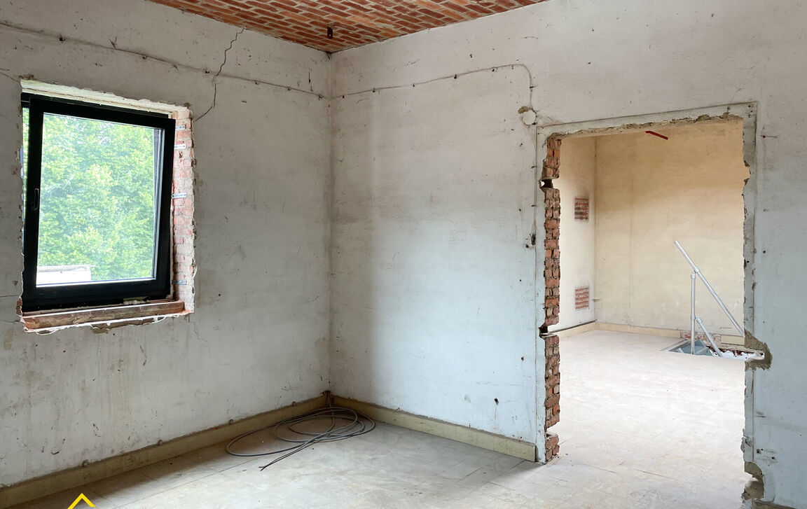 Garage + berging te huur in Berlare