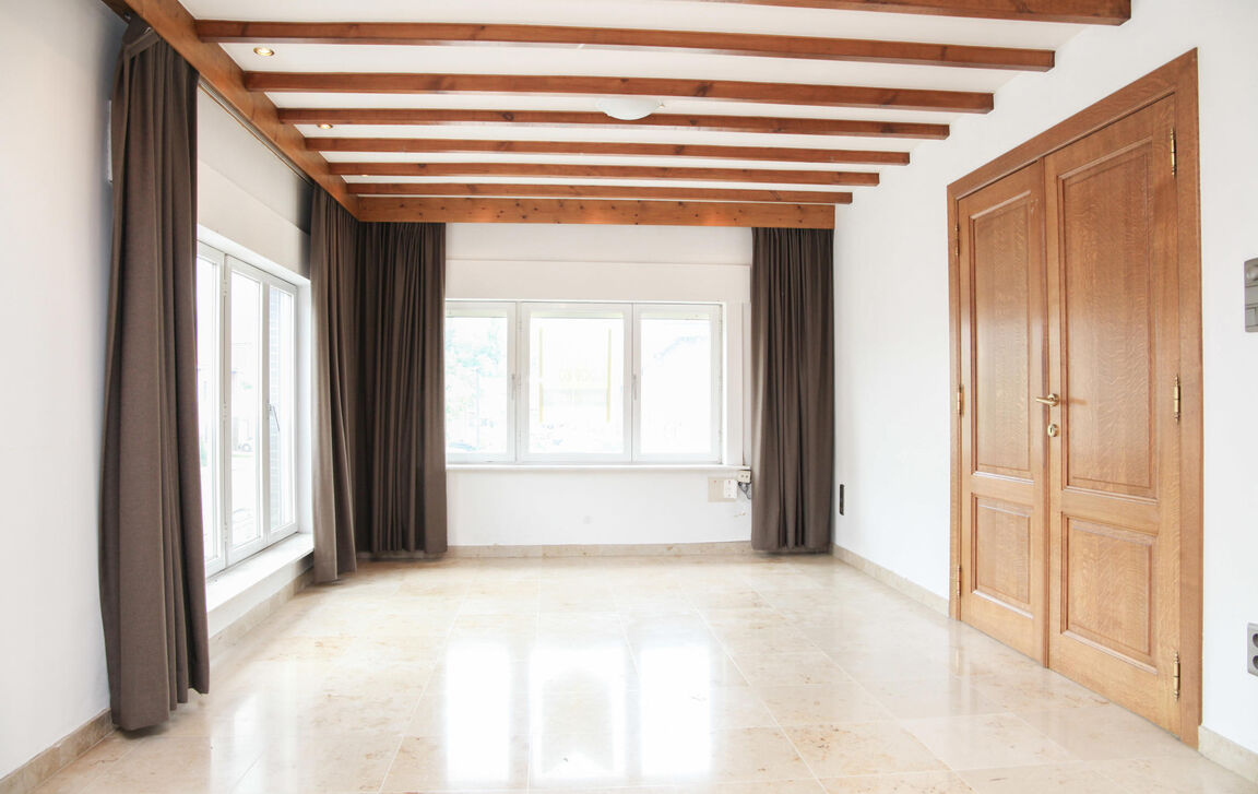 Gebouw voor gemengd gebruik te koop in Aalst