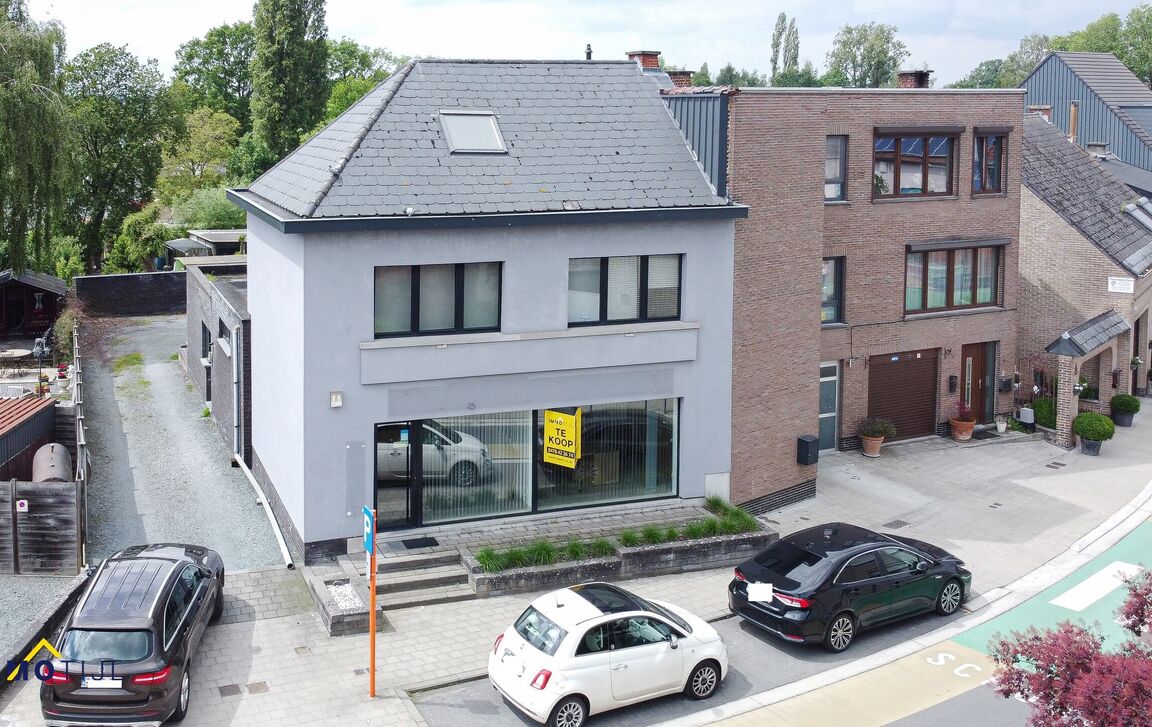 Gebouw voor gemengd gebruik te koop in Aalst