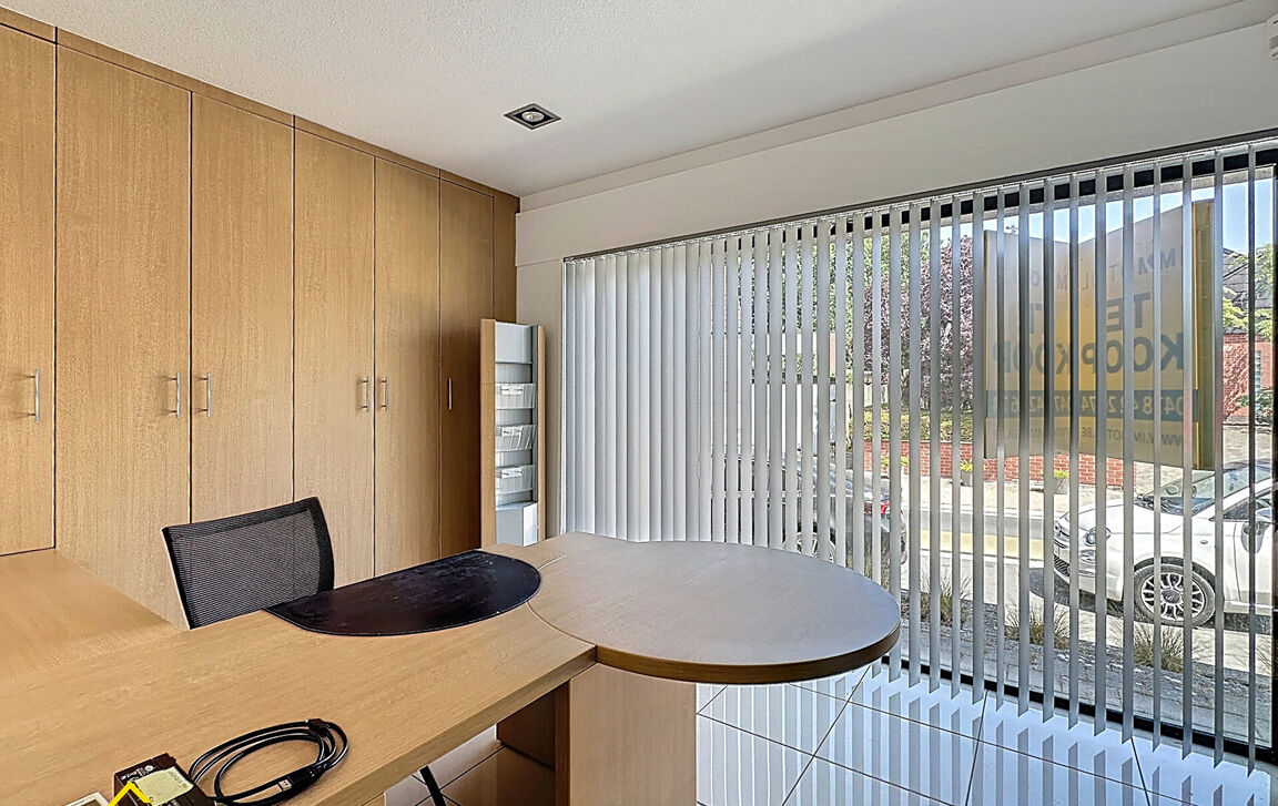 Gebouw voor gemengd gebruik te koop in Aalst