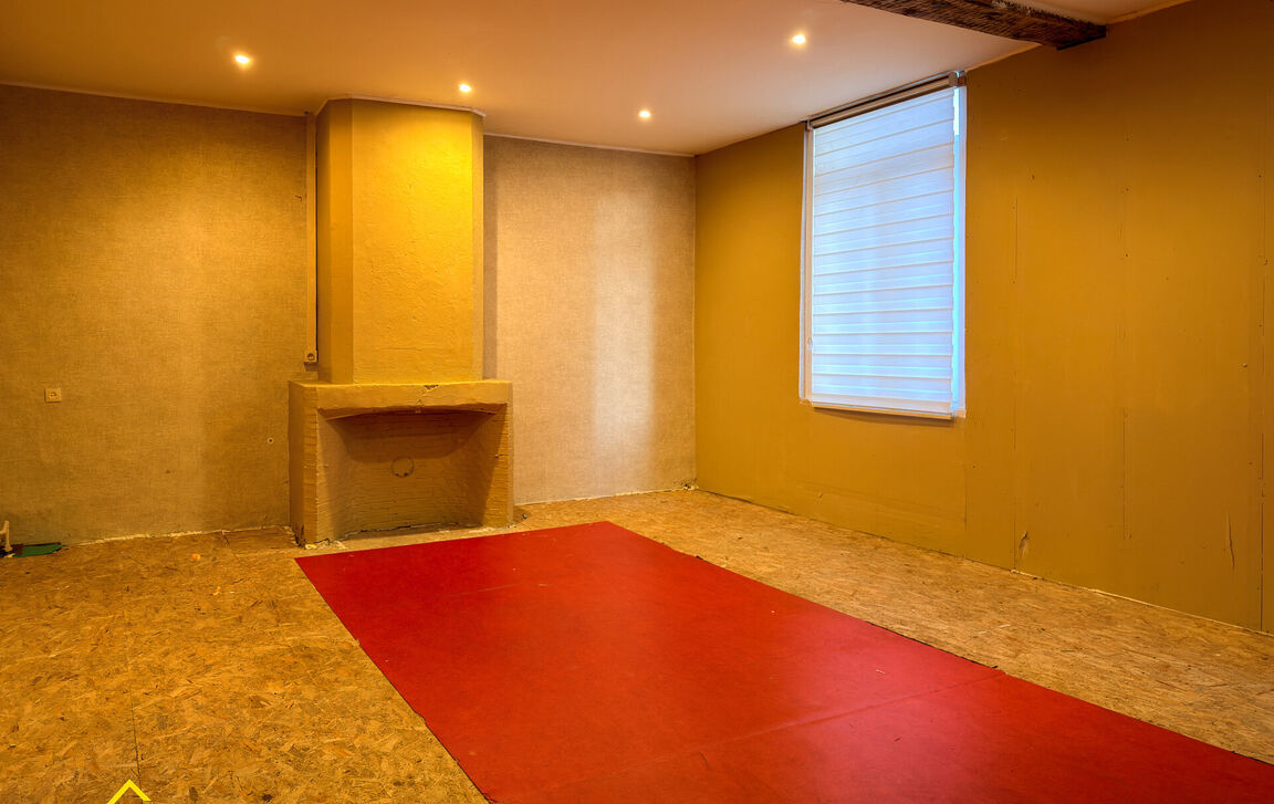 Gebouw voor gemengd gebruik te koop in Aalst