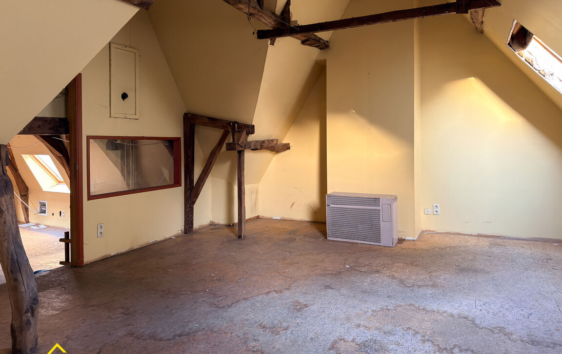 Gebouw voor gemengd gebruik te koop in Aalst