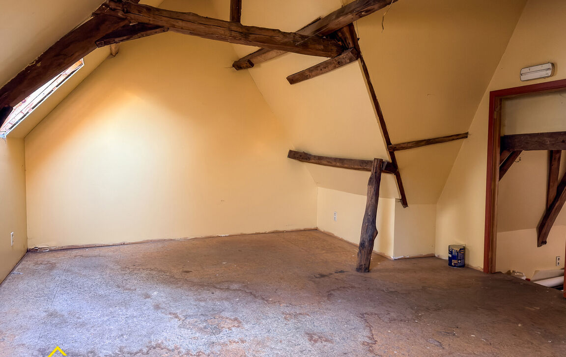 Gebouw voor gemengd gebruik te koop in Aalst