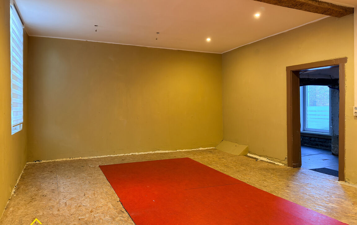 Gebouw voor gemengd gebruik te koop in Aalst