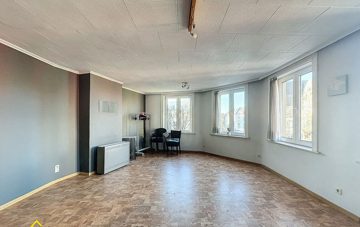 Gebouw voor gemengd gebruik te koop in Aalst