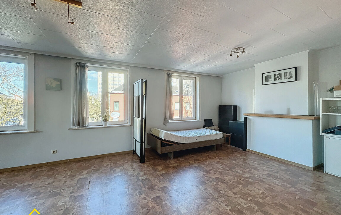 Gebouw voor gemengd gebruik te koop in Aalst