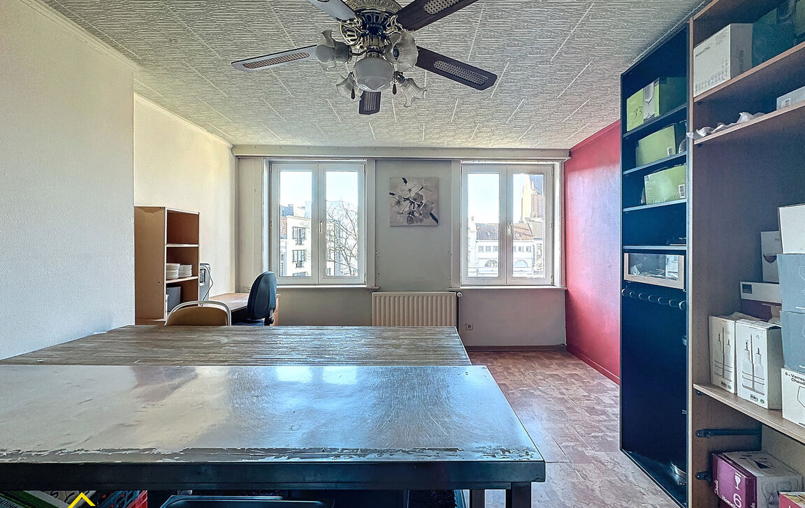 Gebouw voor gemengd gebruik te koop in Aalst