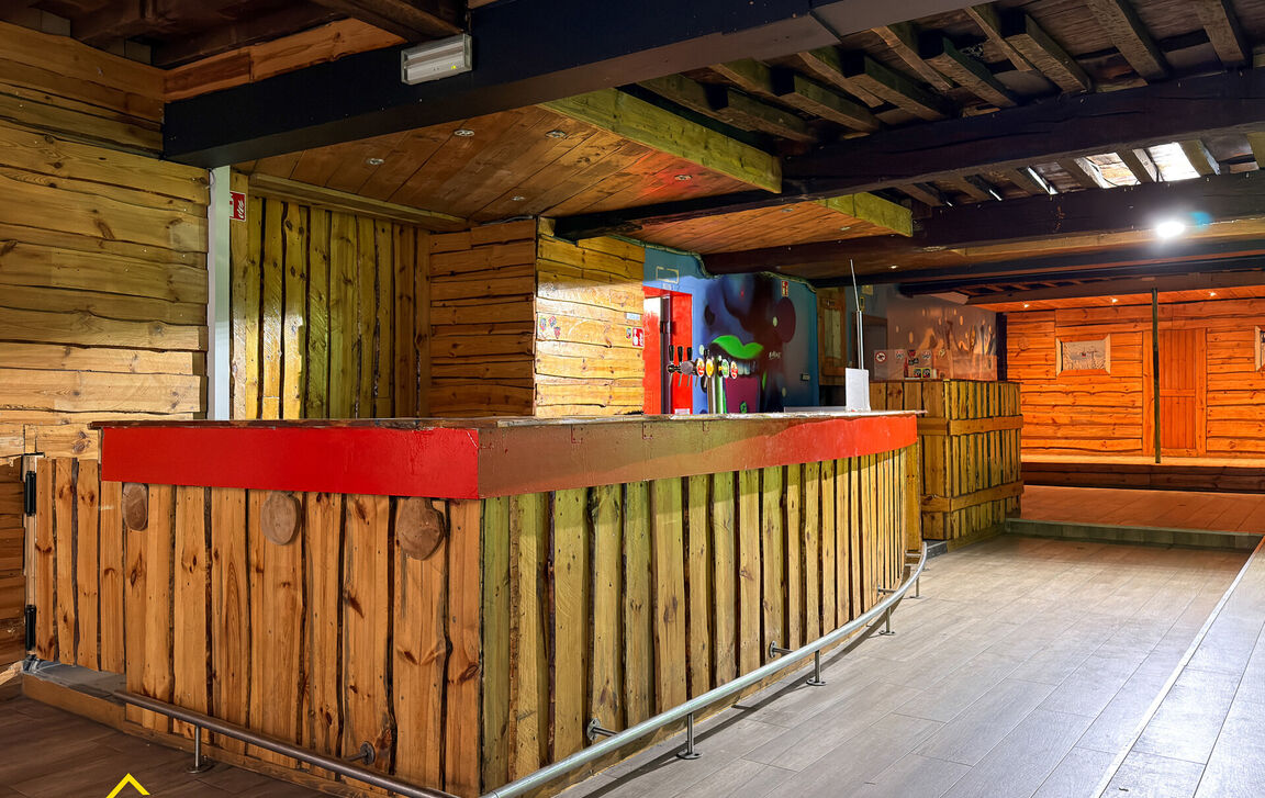 Gebouw voor gemengd gebruik te koop in Aalst